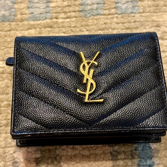 Yves Saint Laurent Black Textured Wallet with Gold Logo - Picture 4 of 8